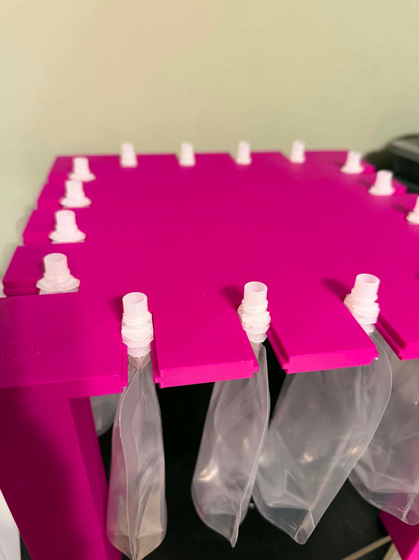 16 Slot Squeezable Wax Filling Station
